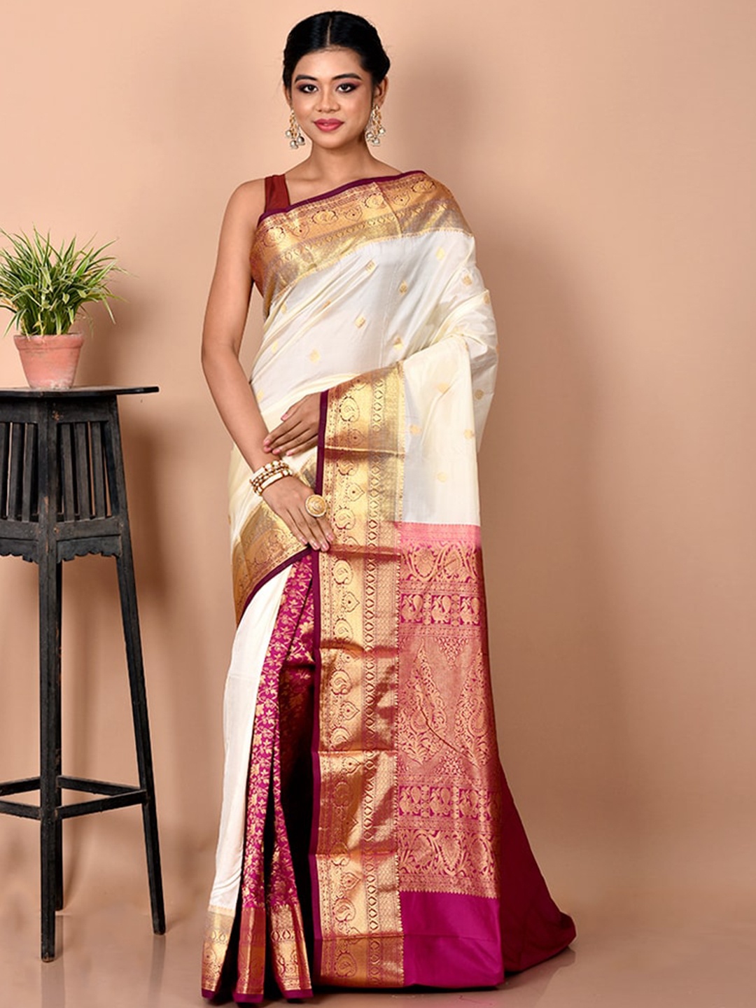 

AllSilks White & Pink Woven Design Zari Pure Silk Kanjeevaram Saree