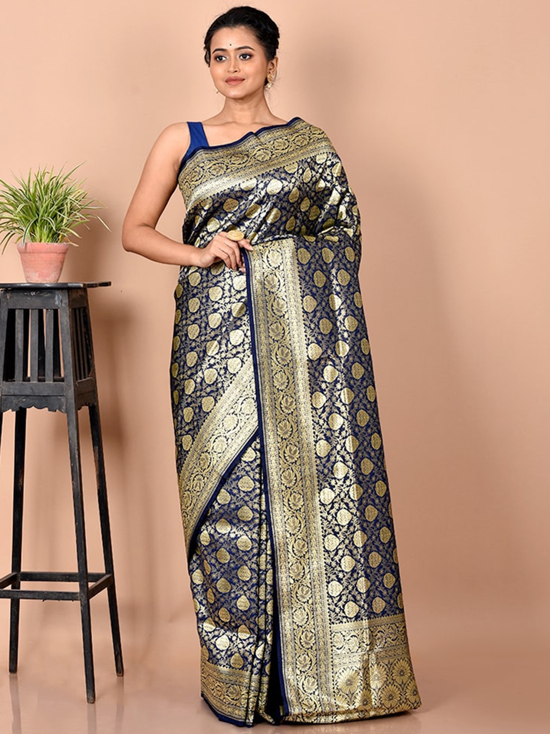 

AllSilks Blue & Gold-Toned Woven Design Zari Silk Blend Uppada Saree