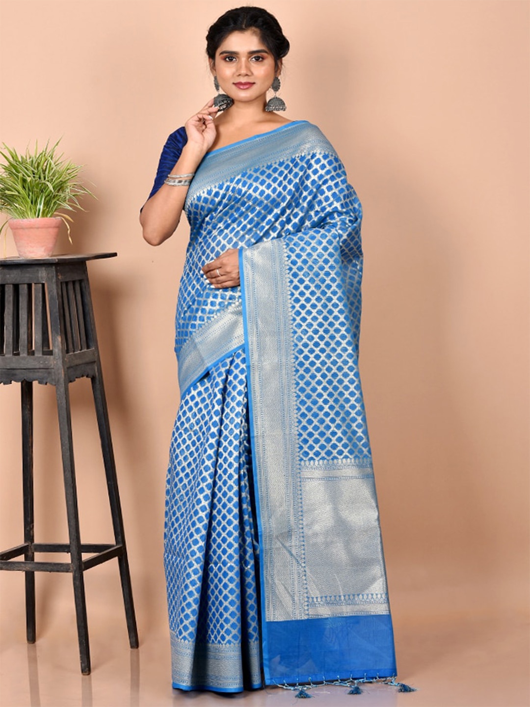 

AllSilks Blue & Silver-Toned Woven Design Zari Silk Blend Saree