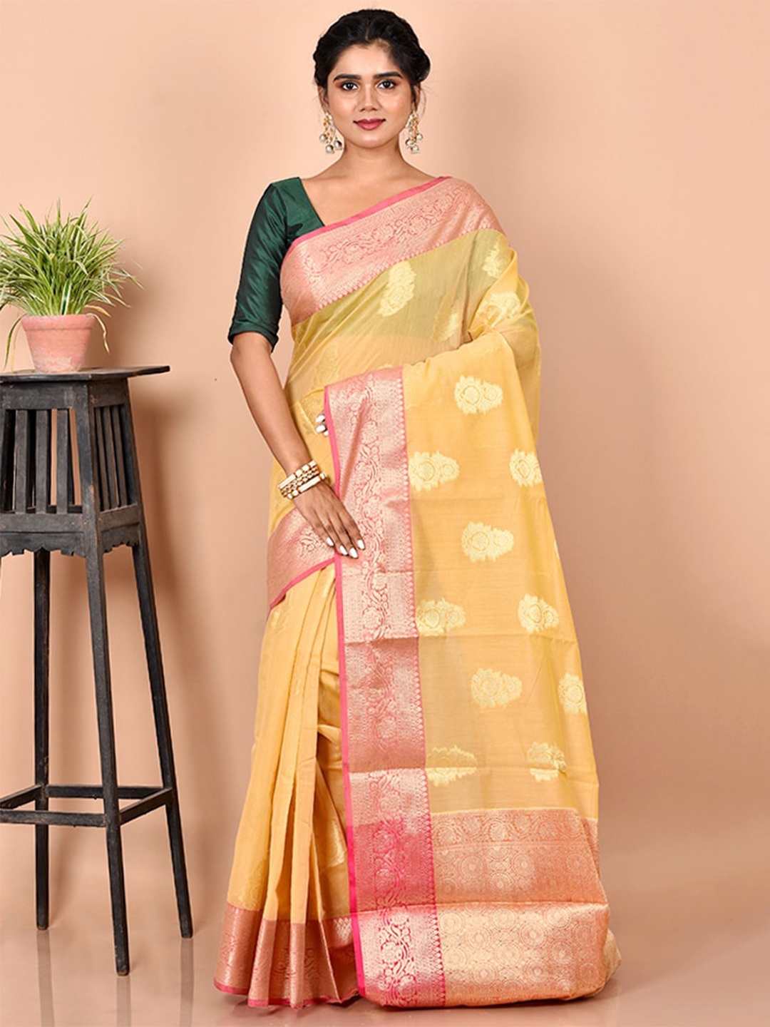 

AllSilks Cream-Coloured & Pink Ethnic Motifs Zari Pure Cotton Saree