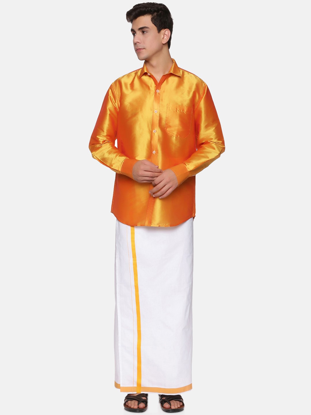 

Sethukrishna Men Yellow & White Clothing Set