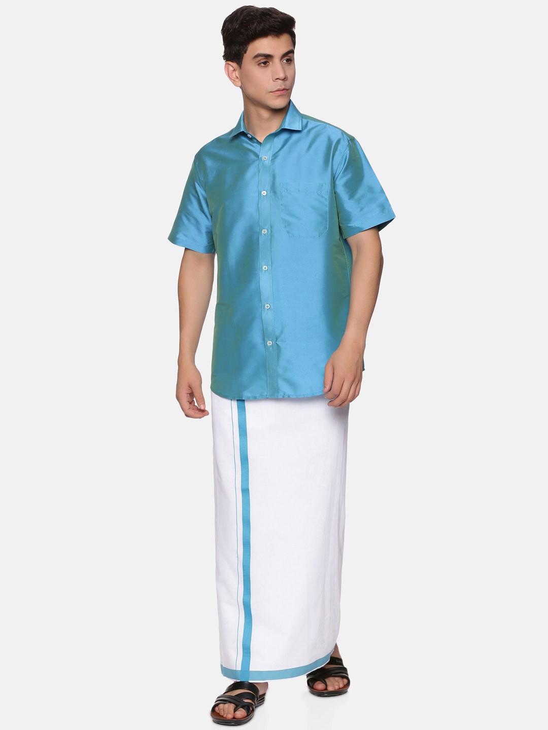

Sethukrishna Men Turquoise Blue & White Shirt with Veshti