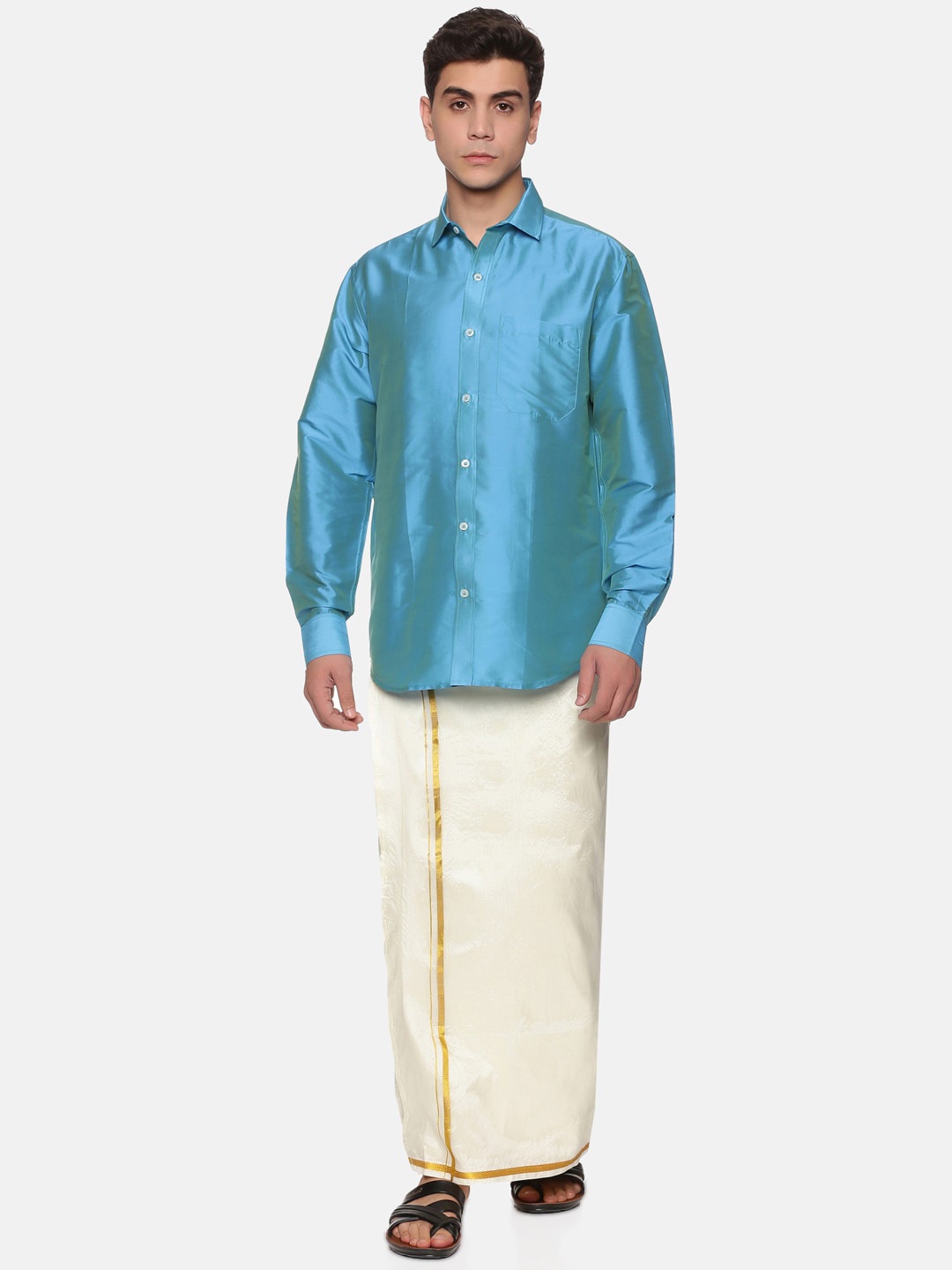 

Sethukrishna Men Turquoise Blue & White Shirt & Veshti