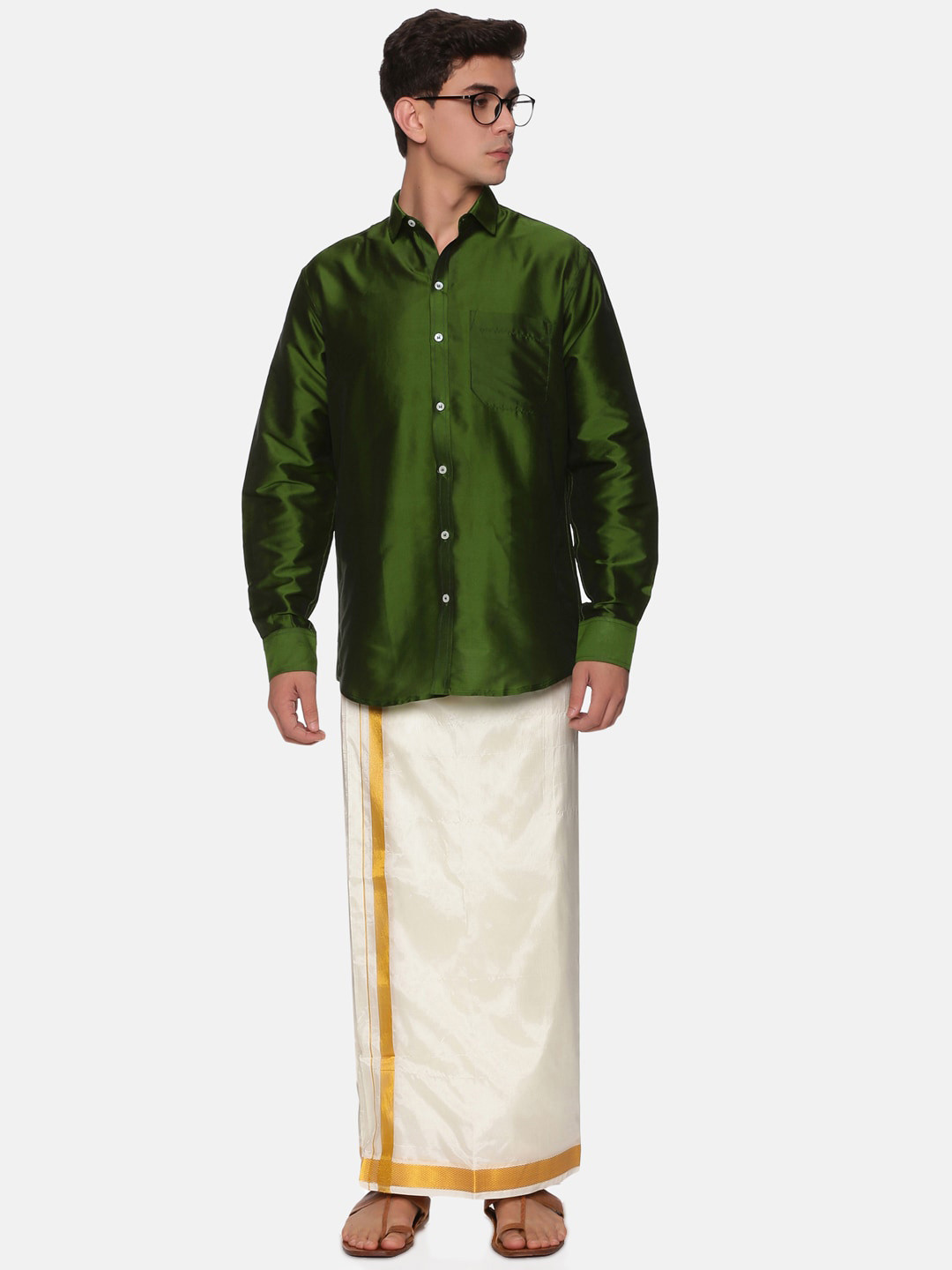 

Sethukrishna Men Olive Green & White Shirt & Veshti