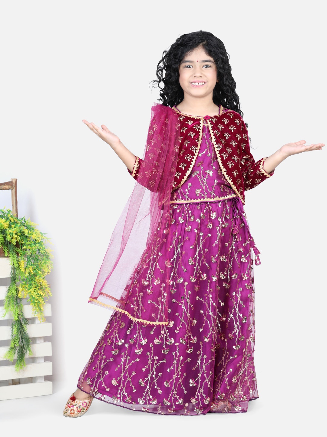 

BownBee Girls Pink & Burgundy Embellished Sequinned Ready to Wear Lehenga & Blouse With Dupatta