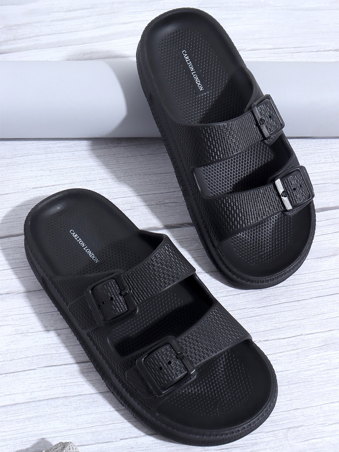 

Carlton London Men Black Rubber Sliders