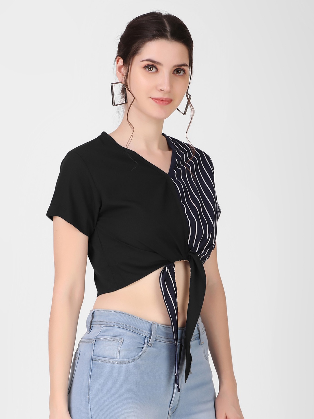 

Womenster Black Striped Crepe Waist Tie-up Crop Top
