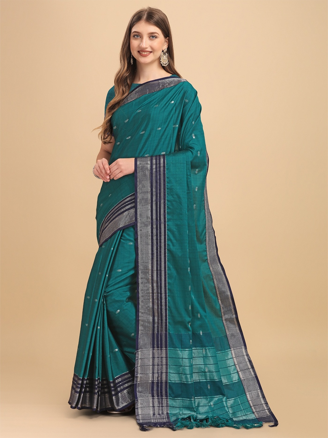 

TEREZA Magenta & Green Woven Design Zari Silk Cotton Banarasi Saree