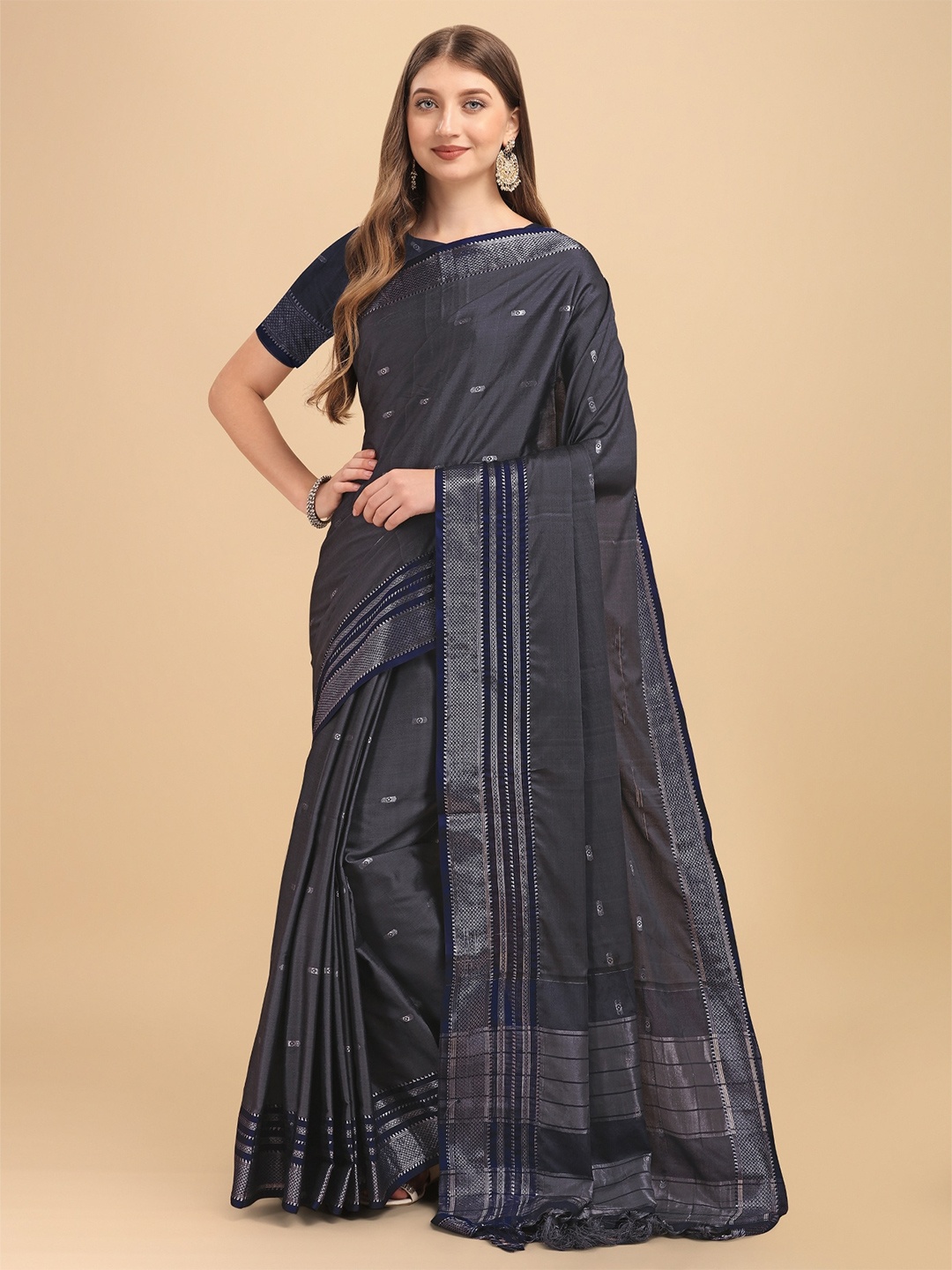 

TEREZA Grey & Silver-Toned Woven Design Zari Silk Cotton Banarasi Saree