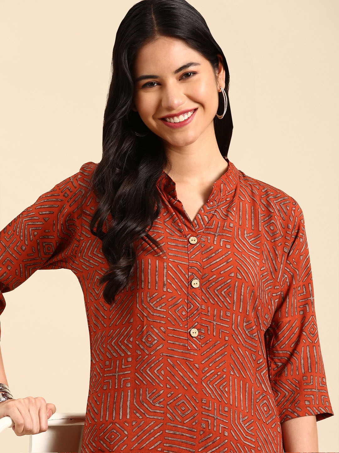 

SHOWOFF Women Rust Geometric Printed Kurta