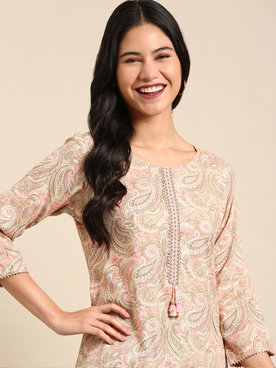 

SHOWOFF Women Beige Paisley Kurta