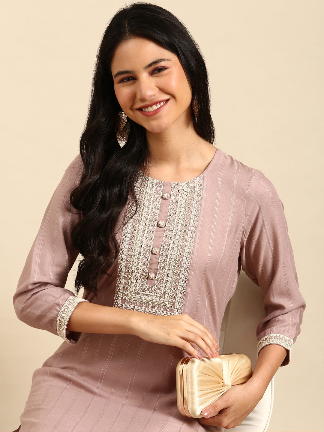 

SHOWOFF Women Mauve Thread Work Pastels Cotton Kurta