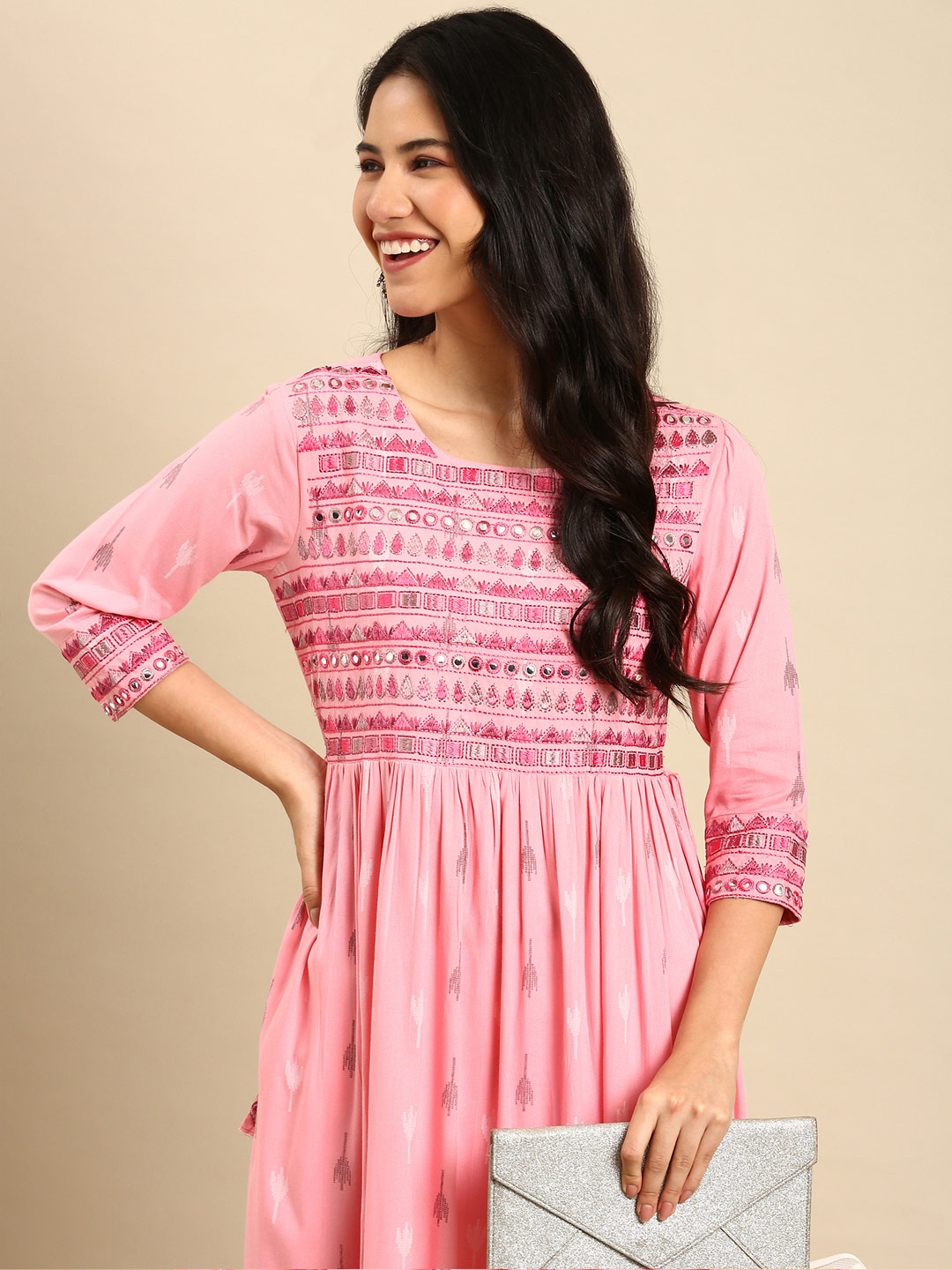 

SHOWOFF Women Pink Floral Embroidered Floral Cotton Kurta
