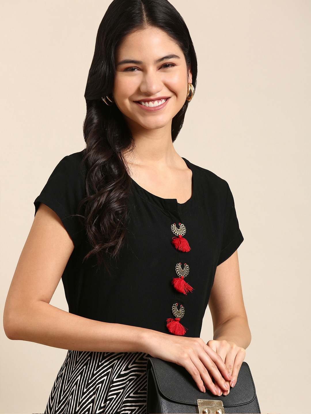 

SHOWOFF Women Black Printed Ethnic Dress