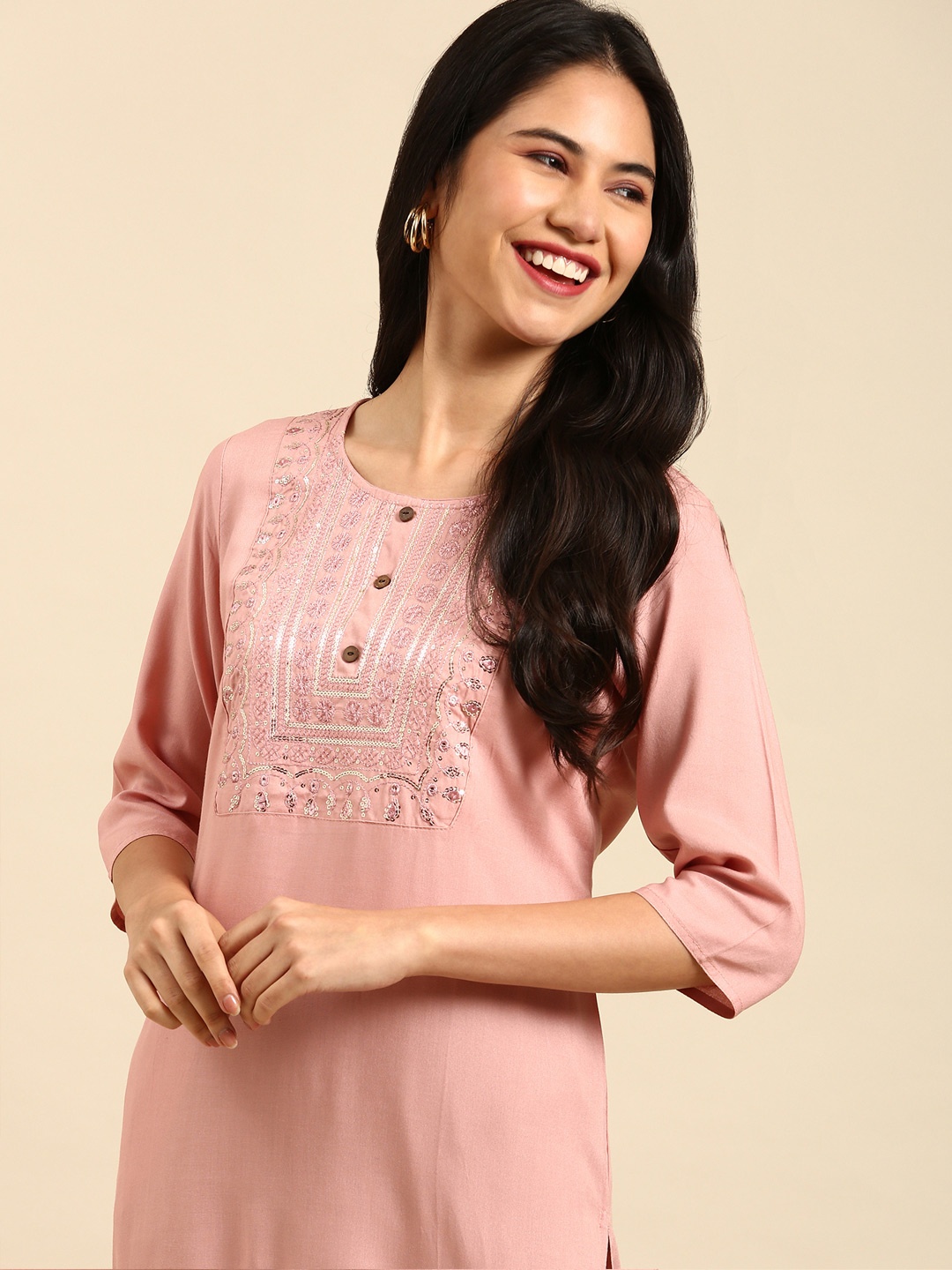

SHOWOFF Women Mauve Embroidered Kurta