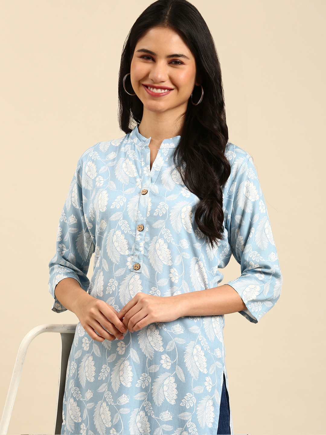 

SHOWOFF Women Blue Floral Printed Floral Kurta
