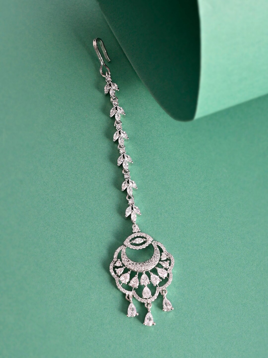 

Voylla Rhodium-Plated Silver-Toned White CZ-Studded Maang Tikka