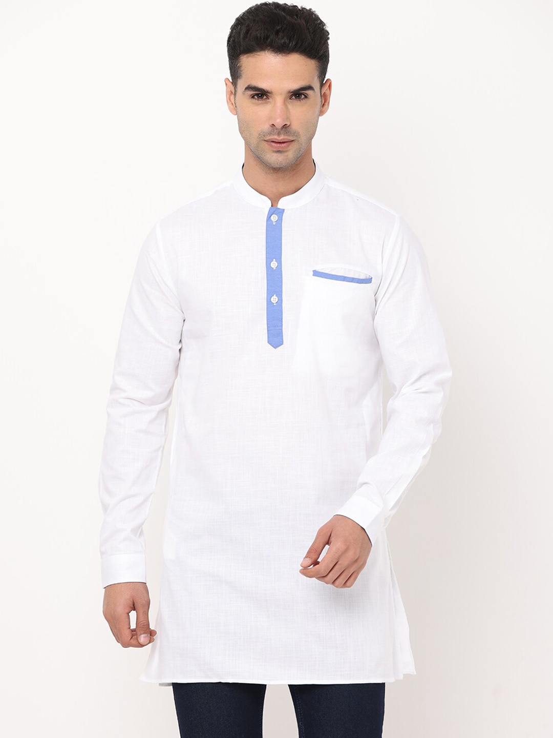 

NIRVAAN Men White Mandarin Collar Cotton Kurta