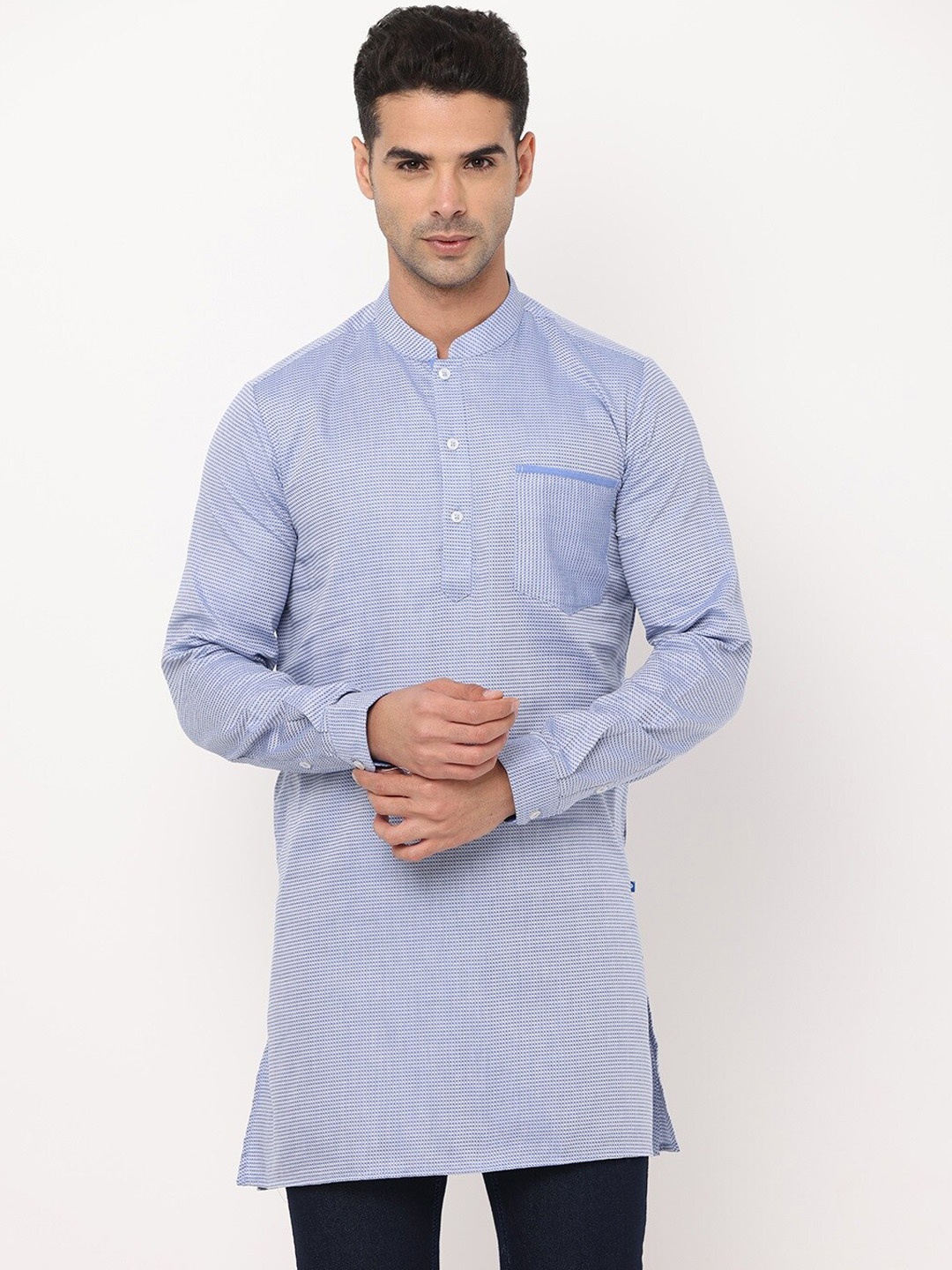 

NIRVAAN Men Blue Geometric Printed Pure Cotton Kurta