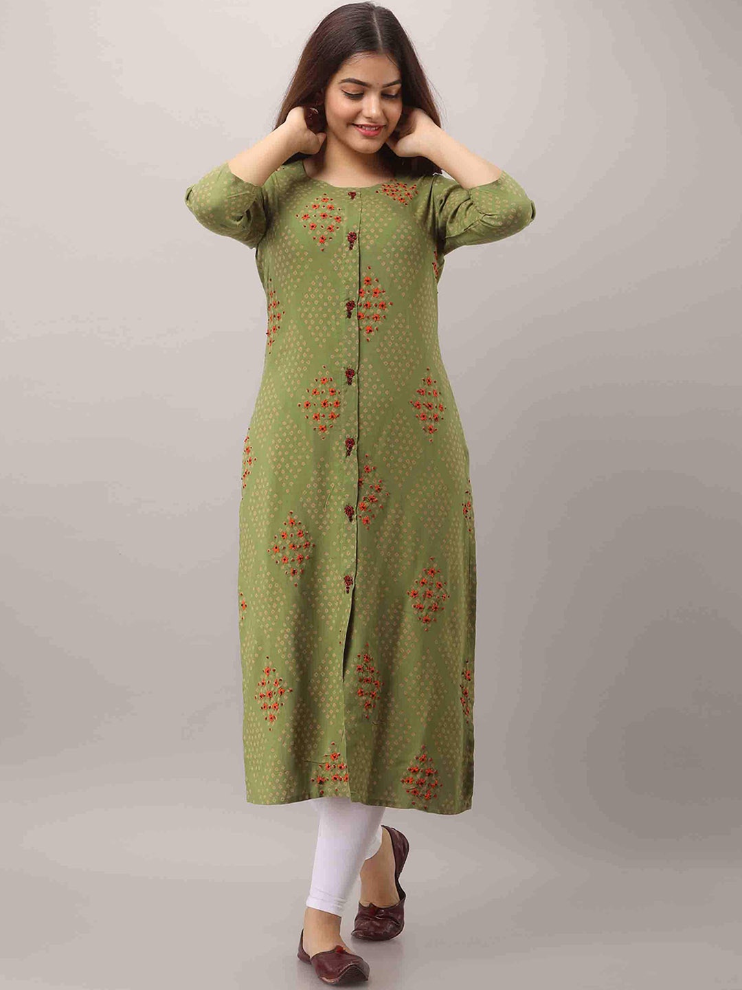 

KALINI Green Floral Embroidered Thread Work Floral Kurta
