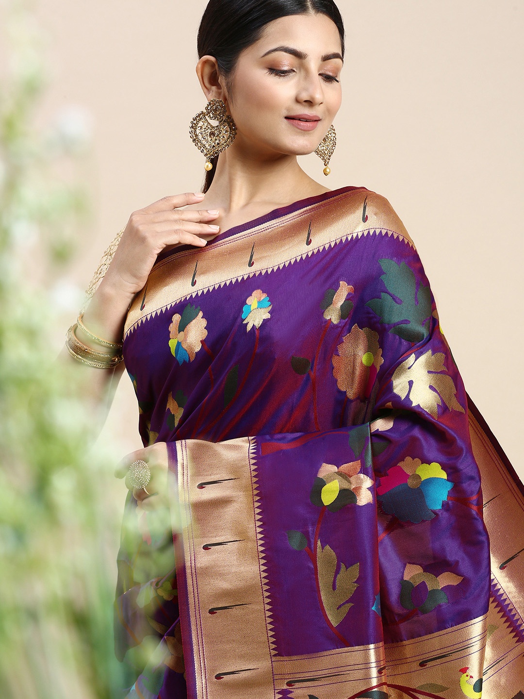 

Royal Rajgharana Saree Floral Art Silk Paithani Saree, Purple