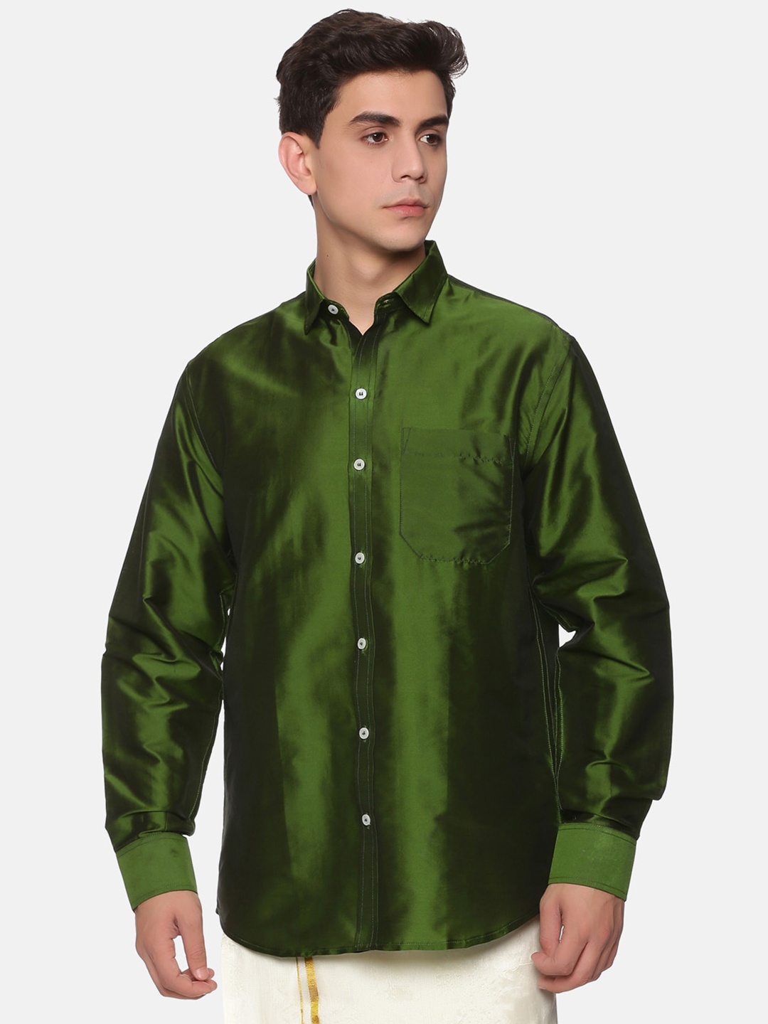 

Sethukrishna Men Olive Silk Green Standard Casual Shirt