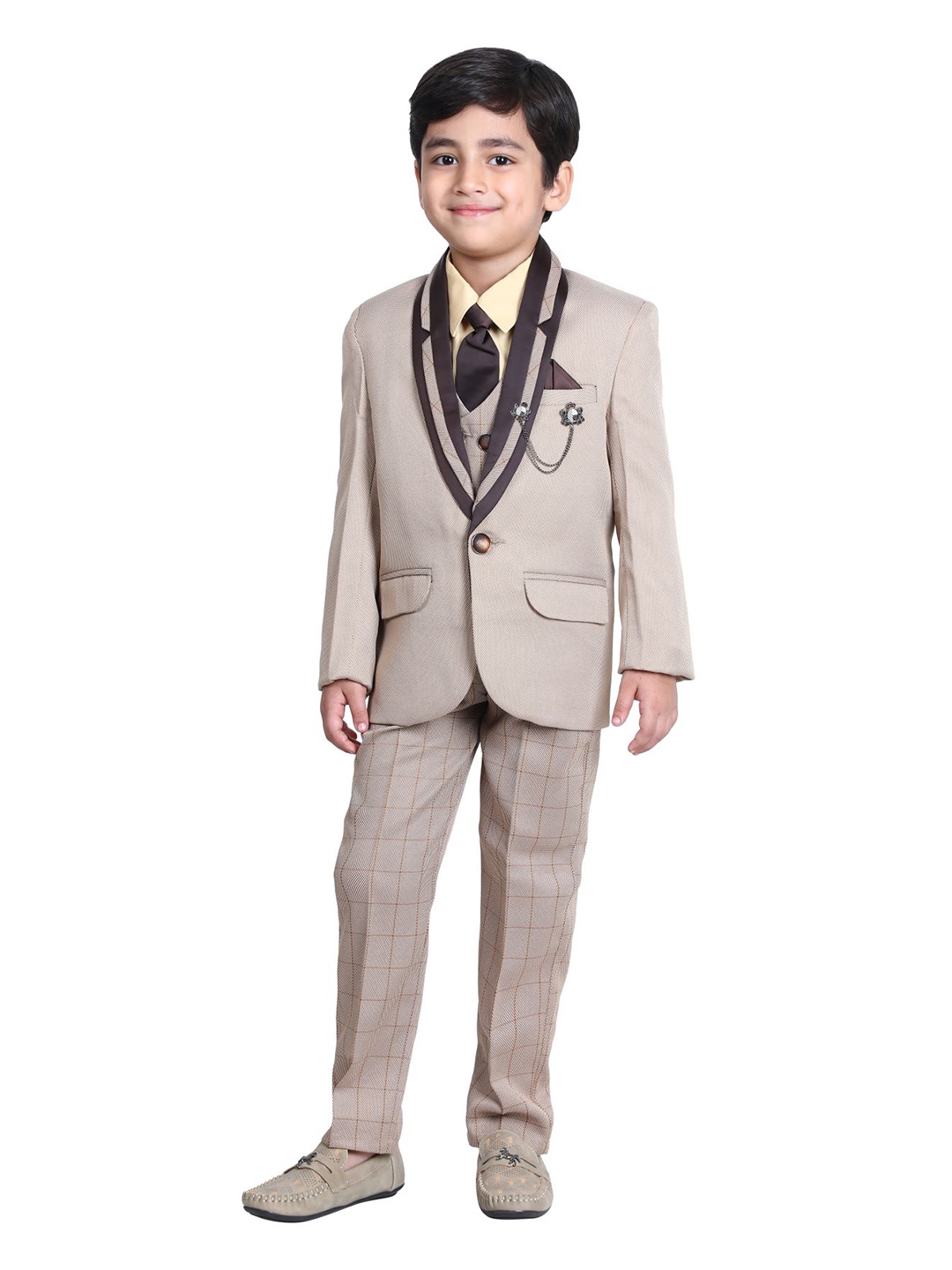 

DKGF FASHION Boys Beige & Brown Self Design Single-Breasted 5 Piece Suits