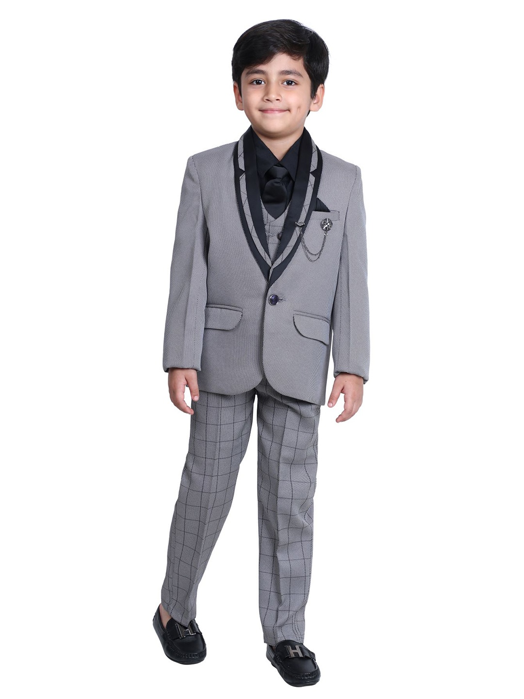 

DKGF FASHION Boys Grey & Navy Blue Single-Breasted 5 Piece Suits