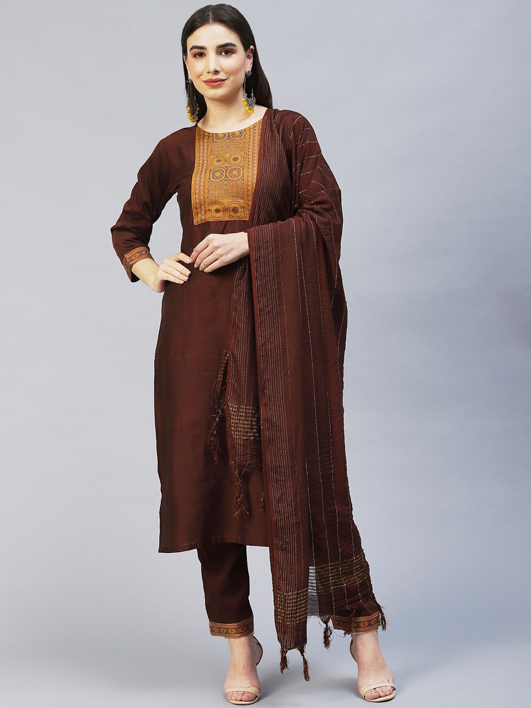 

POONAM DESIGNER Women Brown Kurta With Trousers & Dupatta