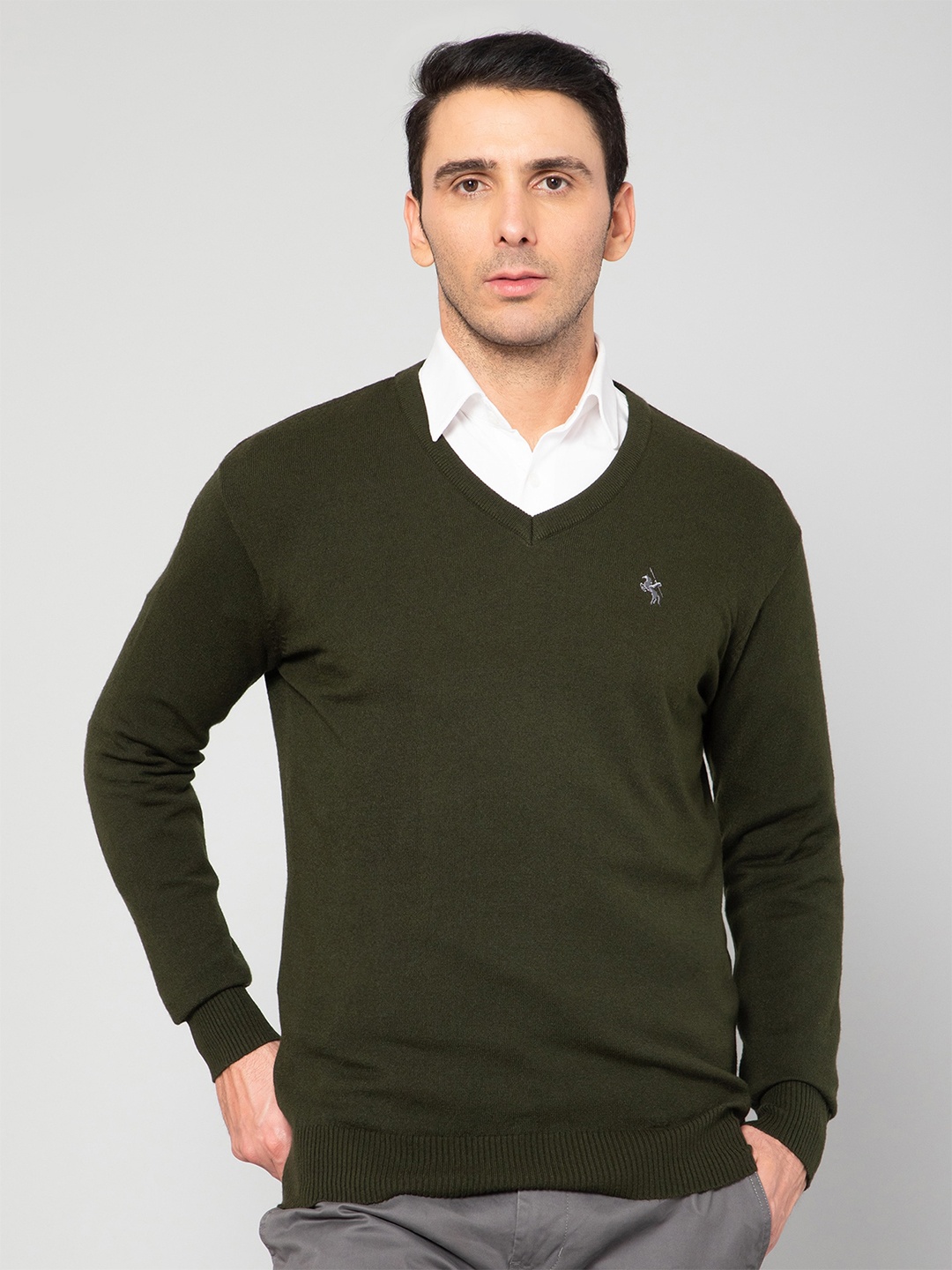 

Cantabil Men Olive Green Wool Pullover sweater