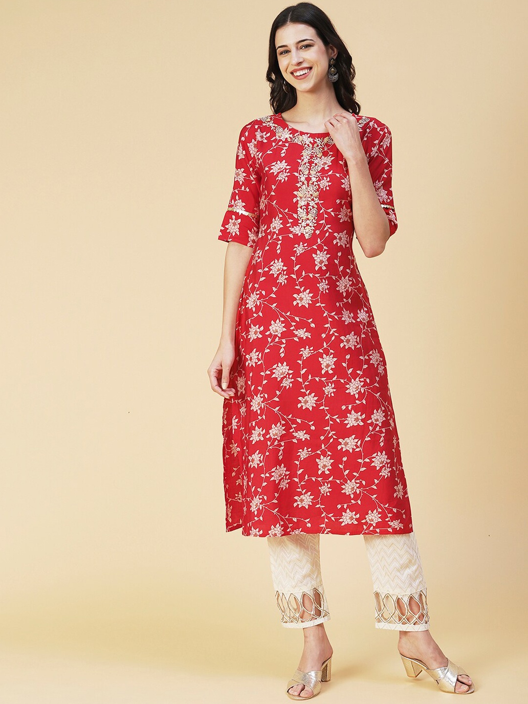

FASHOR Women Red Floral Printed Silk Kurta