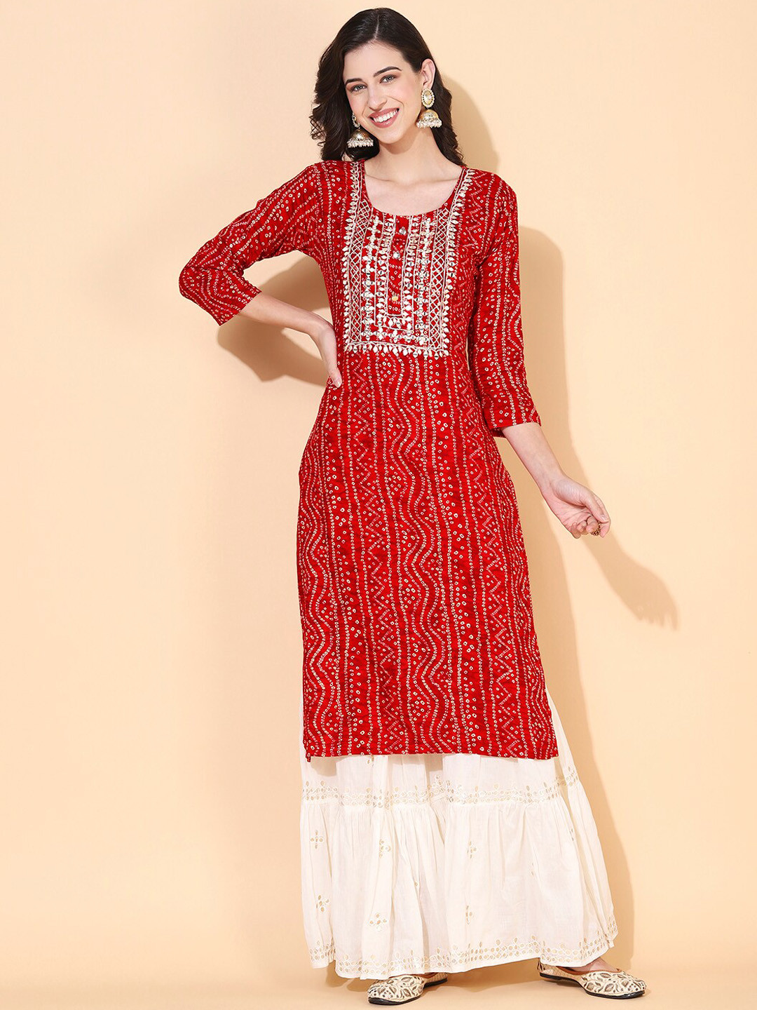 

FASHOR Women Red & Off White Geometric Dyed Mirror Work Kurta