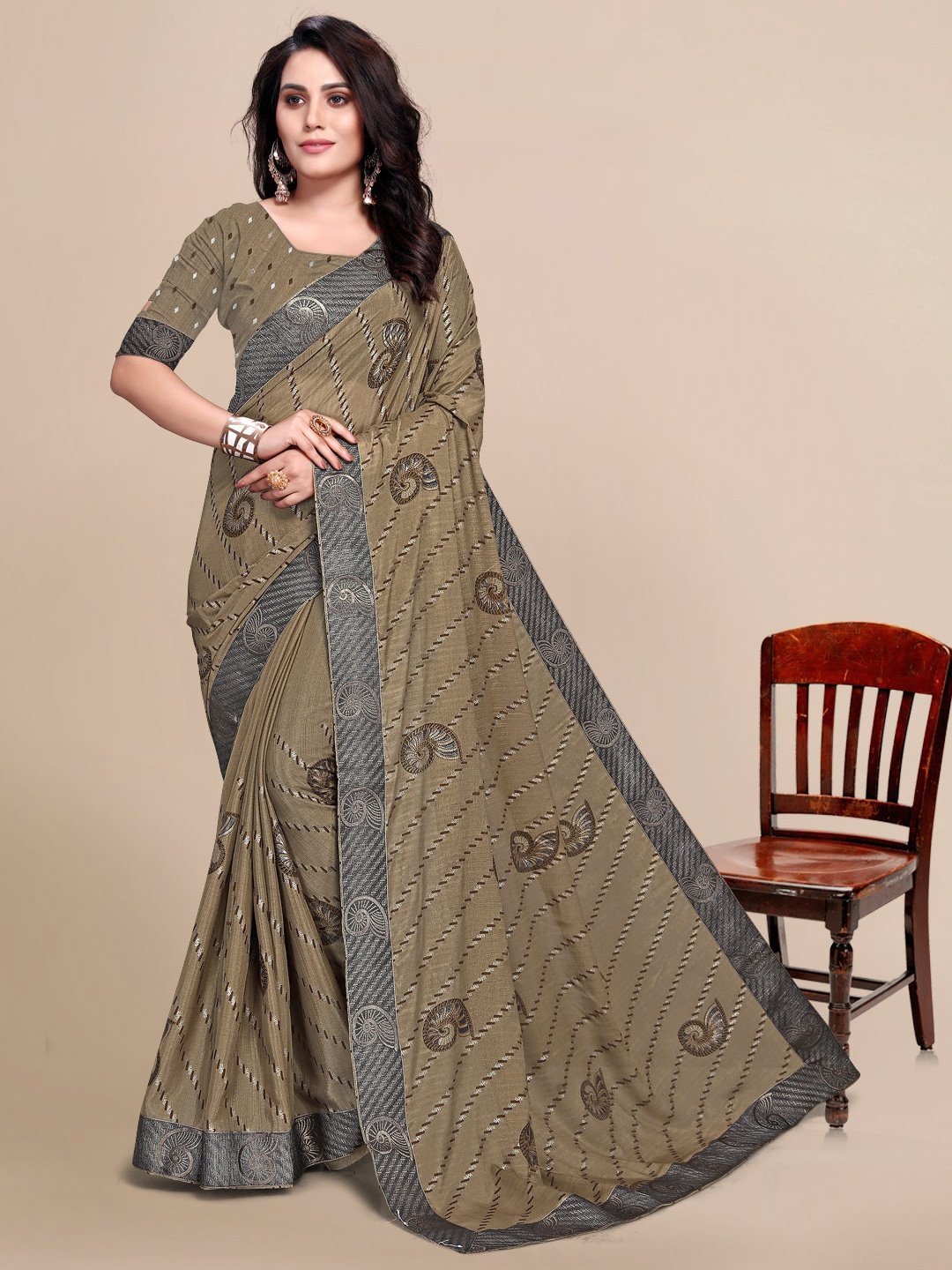 

Mitera Olive Green & Grey Ethnic Motifs Pure Chiffon Saree