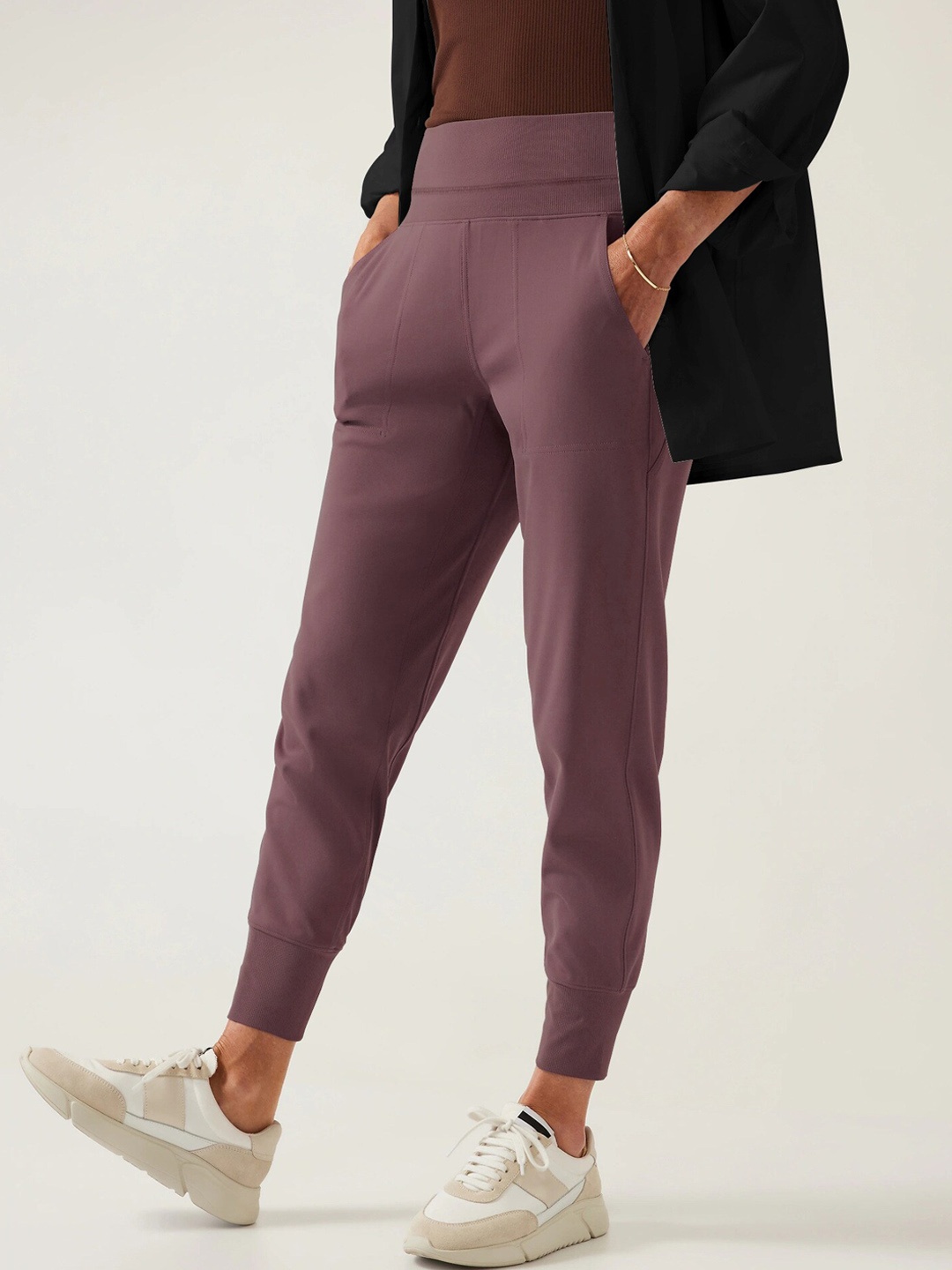 

StyleCast Women Mauve Slim Fit Joggers