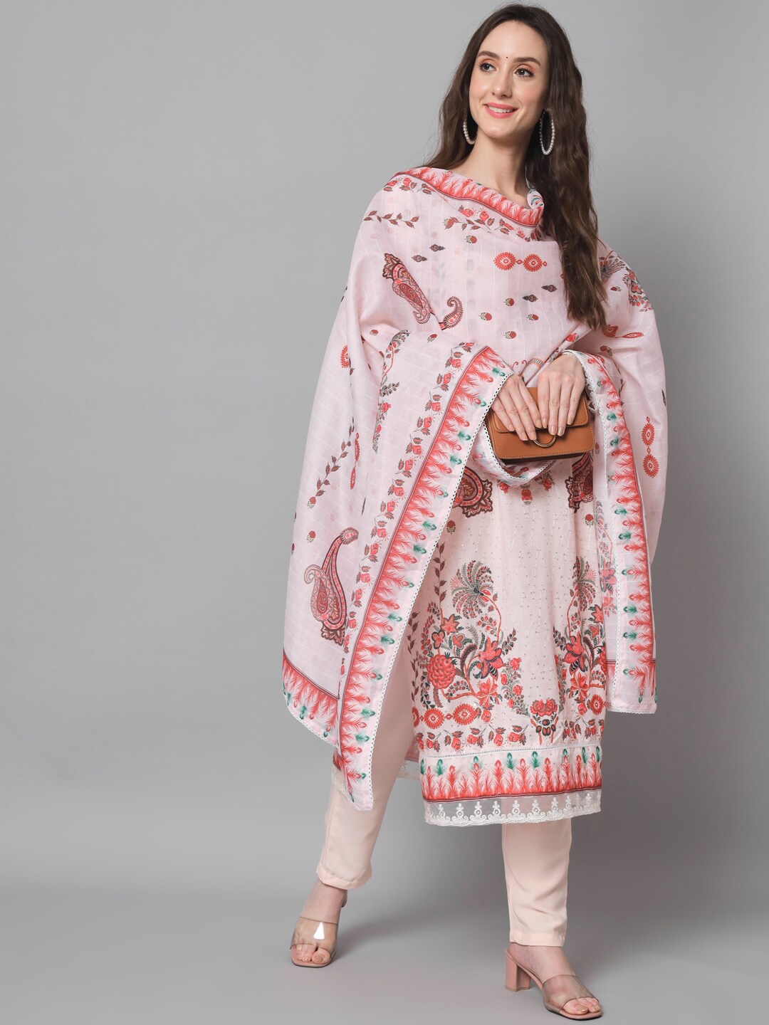 

Silai Bunai Women Peach-Coloured Ethnic Motifs Printed Kurta with Trousers & Dupatta