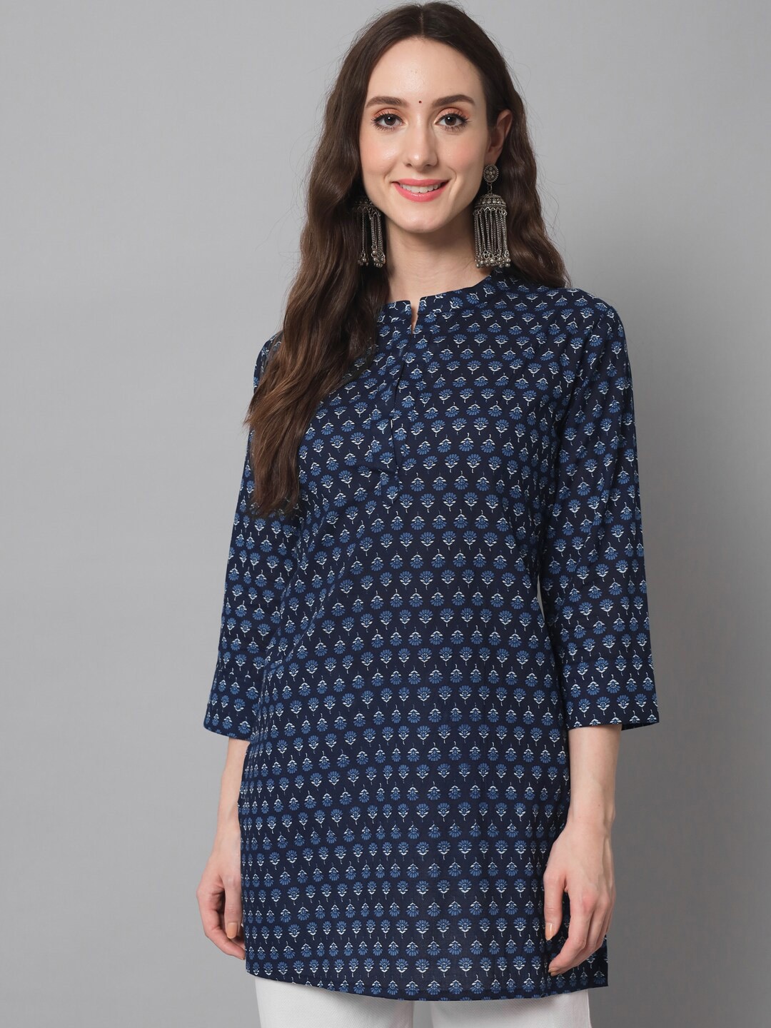 

Silai Bunai Navy Blue Floral Printed Pure Cotton Kurti