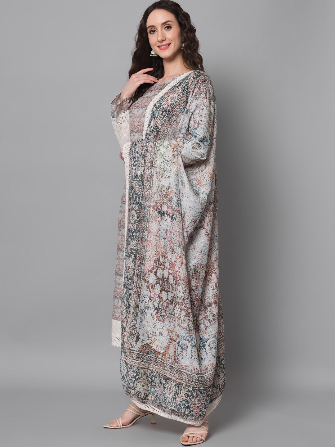 

Silai Bunai Women Brown Printed Kurta with Trousers & Dupatta