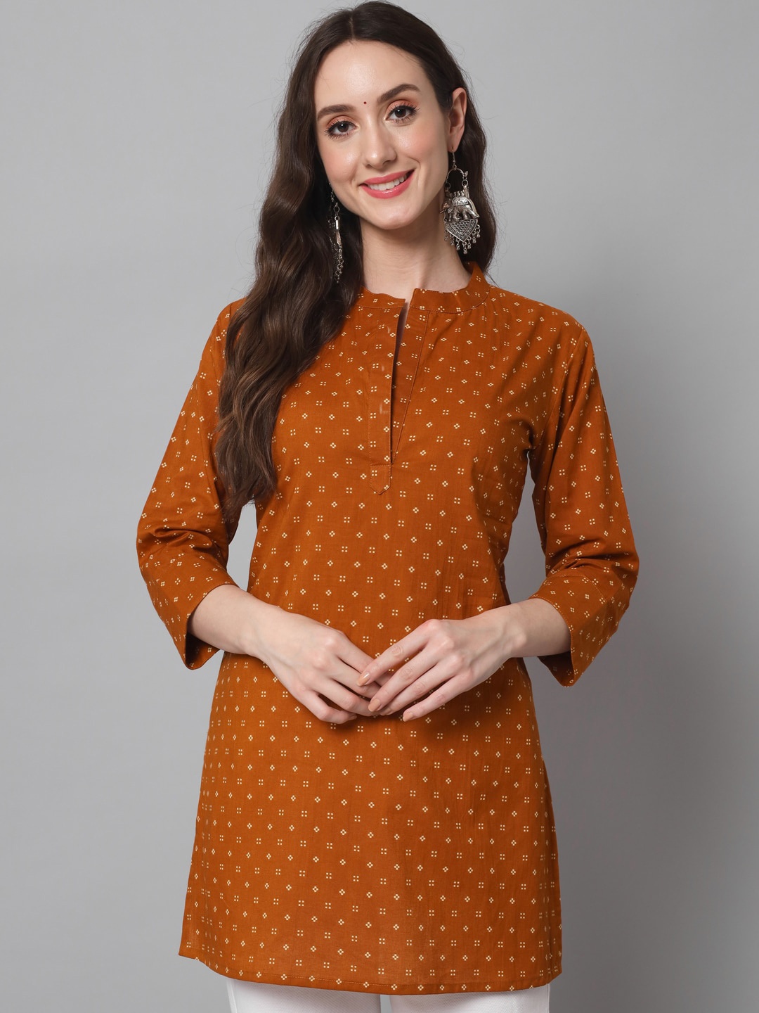 

Silai Bunai Women Rust & Beige Printed Pure Cotton Straight Kurti