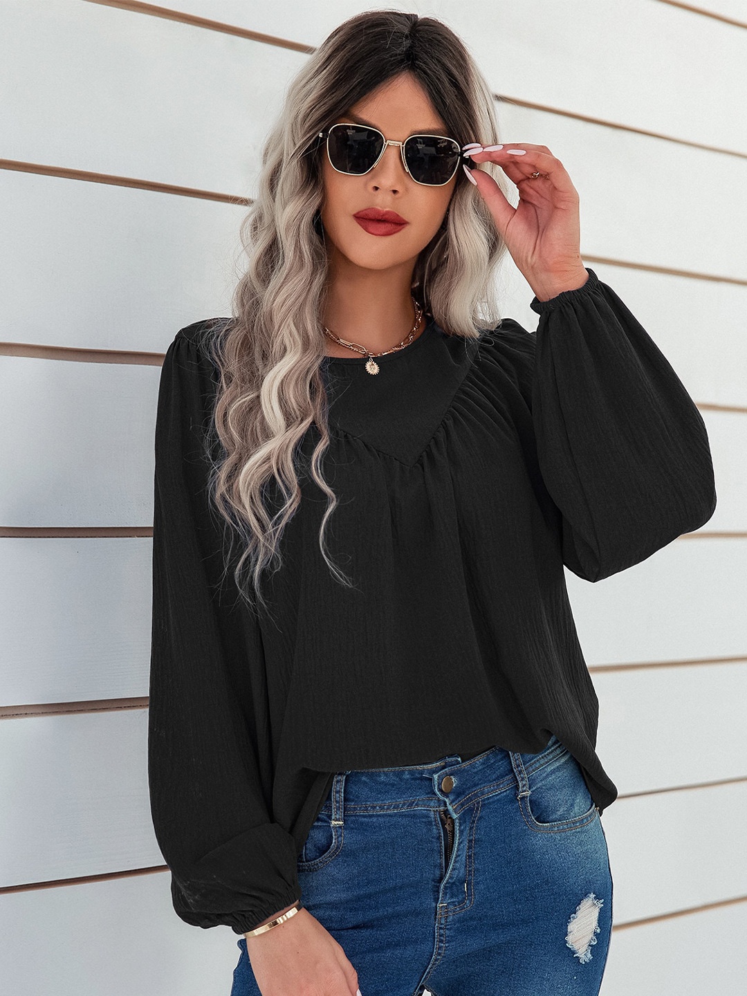 

StyleCast Black Blouson Top