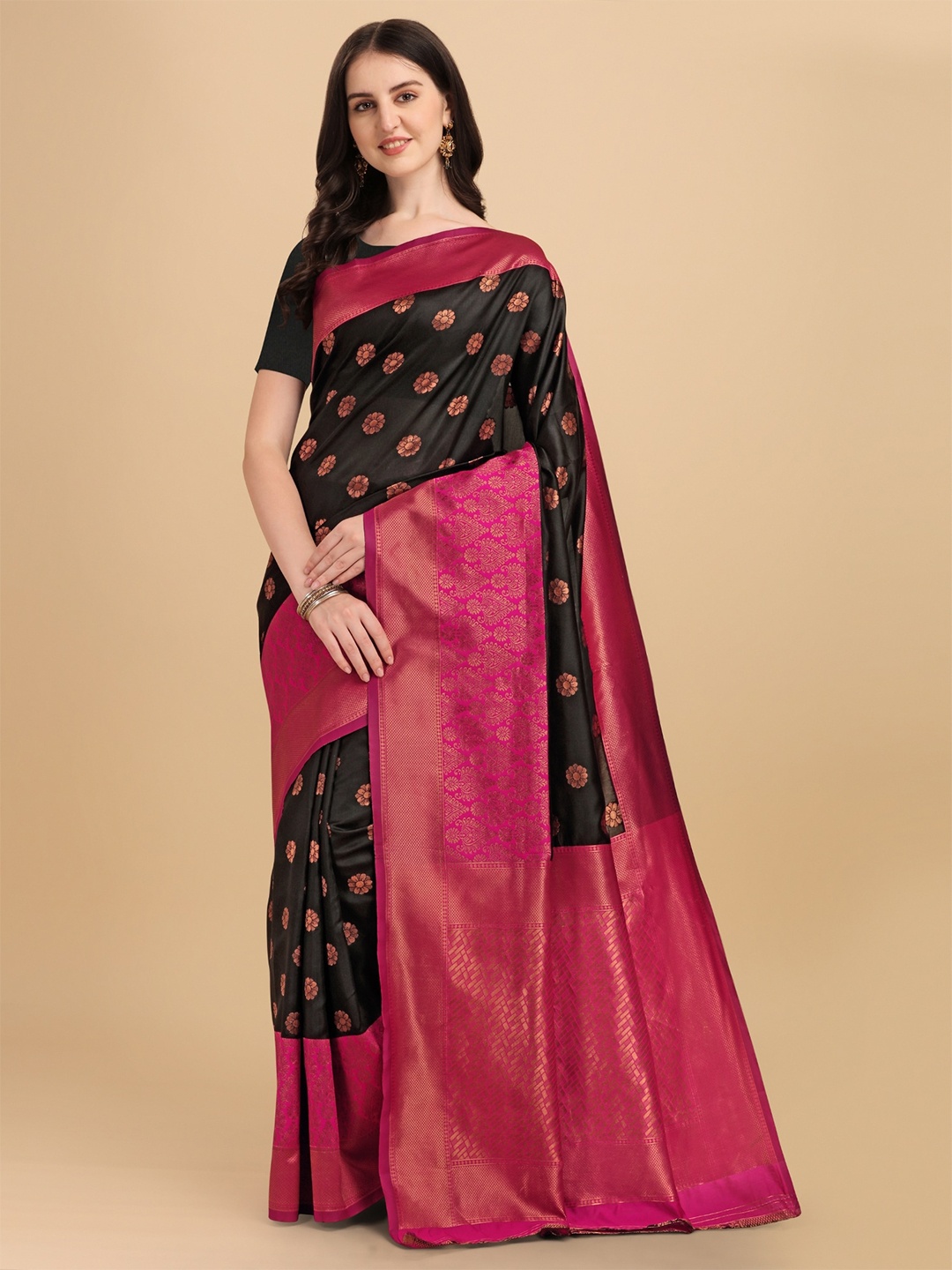 

TEREZA Black & Gold-Toned Woven Design Pure Silk Kanjeevaram Zari Saree