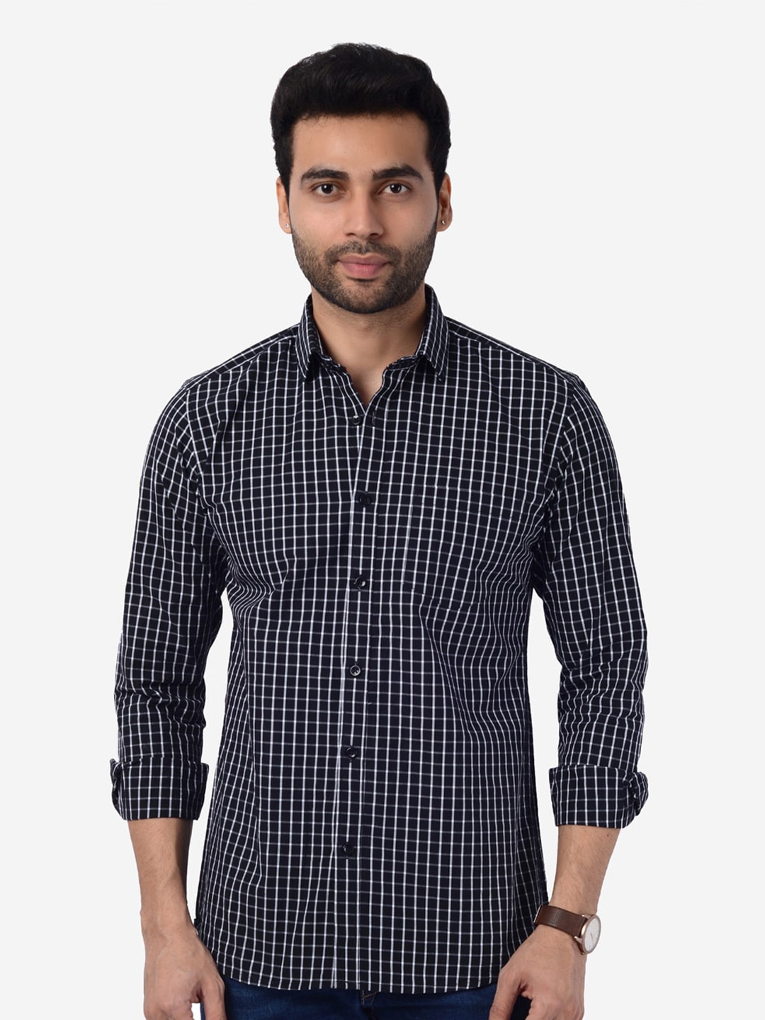 

5TH ANFOLD Men Black Slim Fit Checked Pure Cotton Casual Shirt