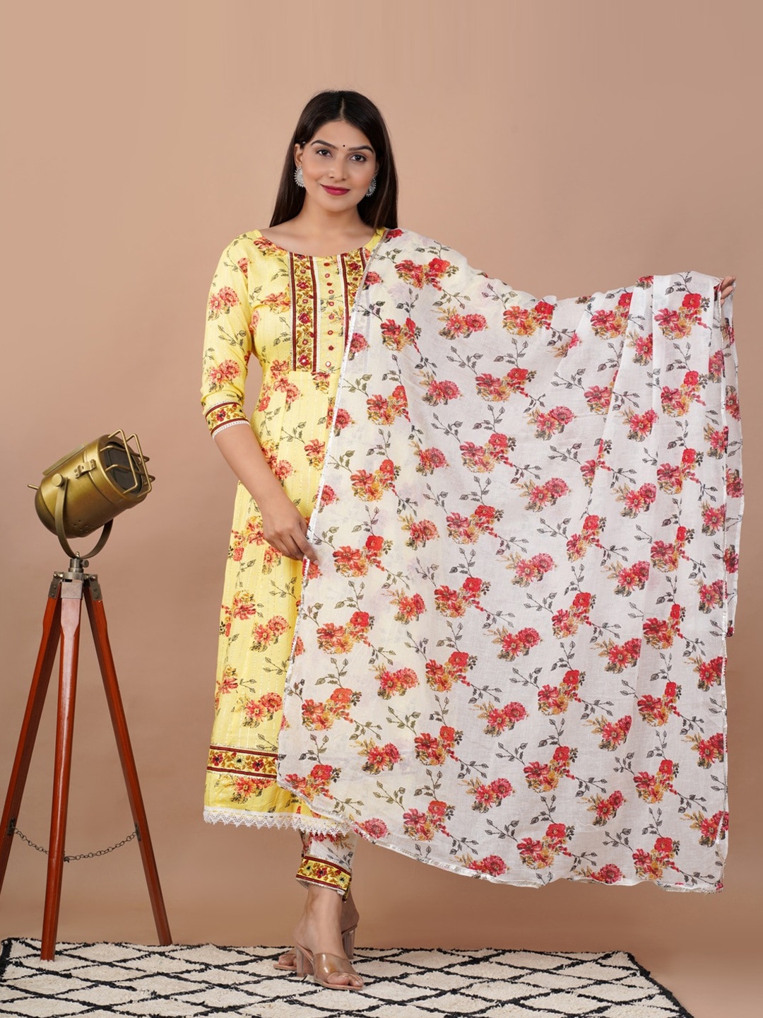 

UNISETS Yellow Floral Printed Panelled Gotta Patti Kurta with Trousers & With Dupatta
