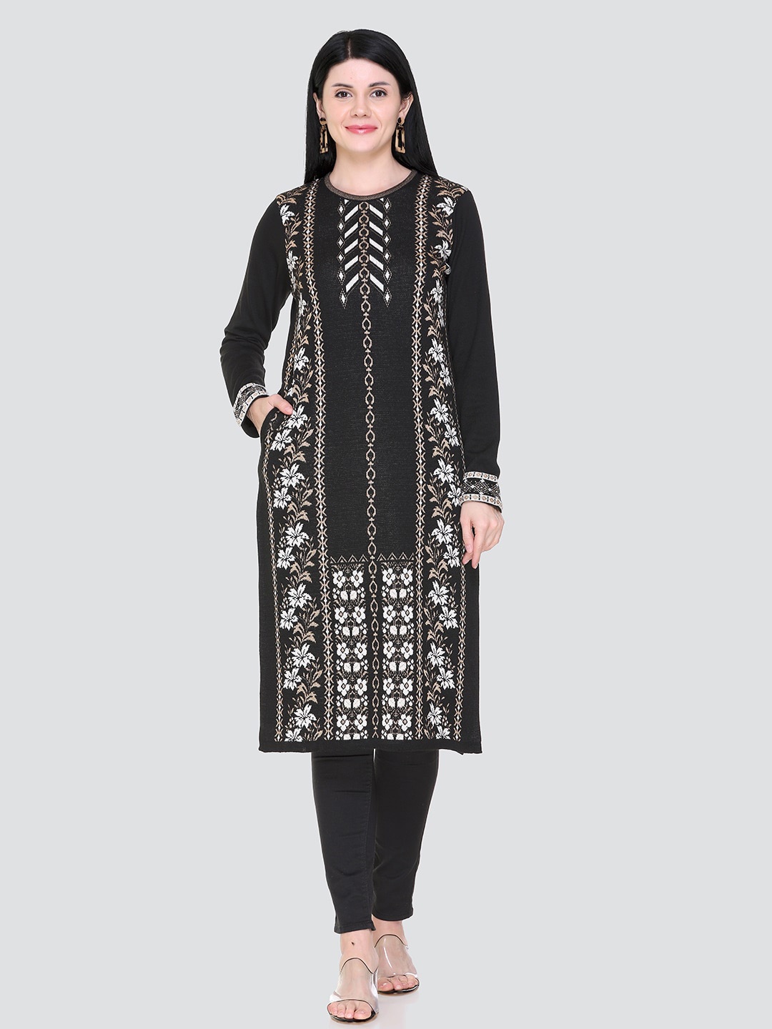 

KEIKO Women Black & White Geometric Kurta
