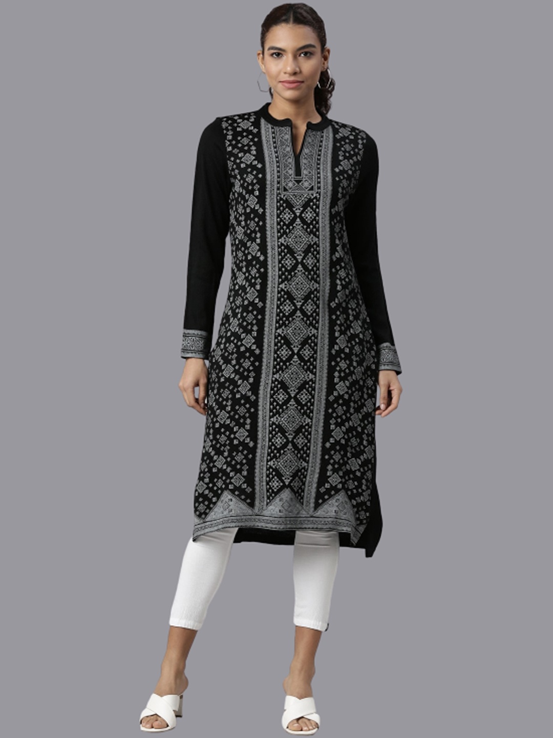 

Neerus Women Black Ethnic Motifs Printed Acrylic Kurta