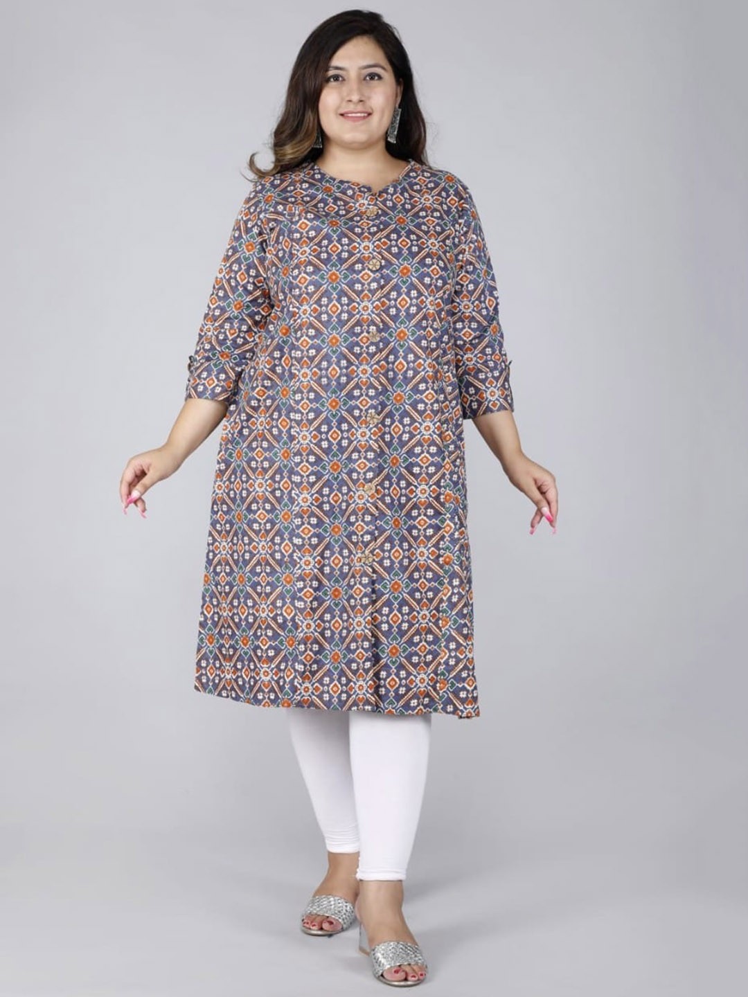 

PNEHA Women Blue Geometric Printed Floral Kurta