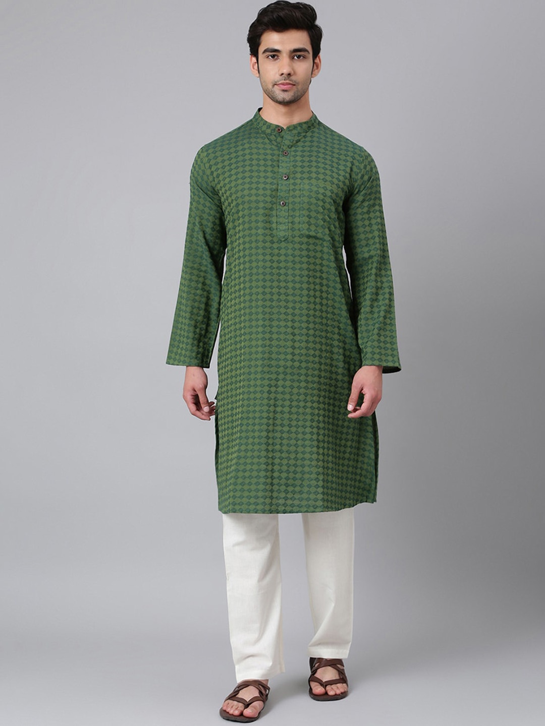 

Fabindia Men Geometric Embroidered Cotton Kurta, Olive