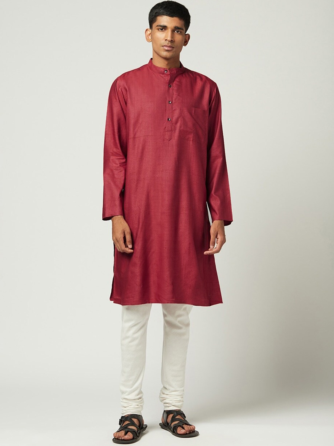 

Fabindia Mandarin Collar Long Sleeves Kurta, Rust