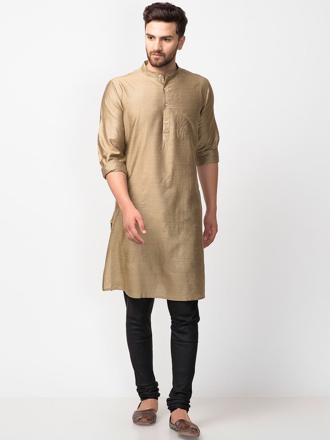 

Fabindia Men Brown Mandarin Collar Silk Kurta