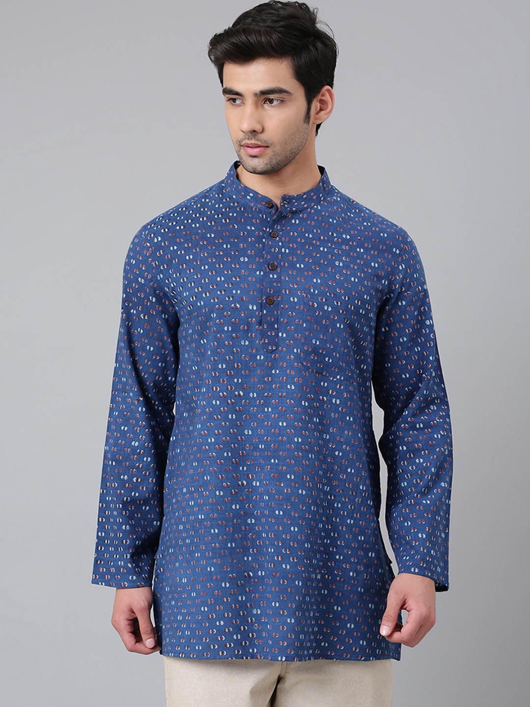 

Fabindia Men Geometric Printed Cotton Kurta, Blue