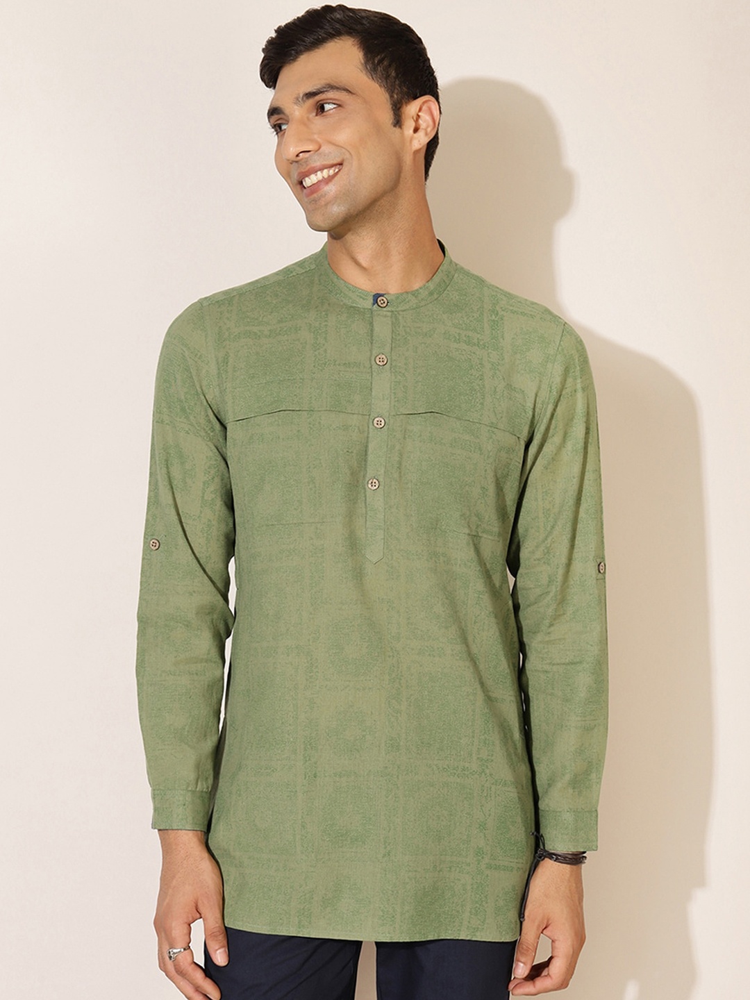 

Fabindia FabBasic Men Green Printed Cotton Short Kurta